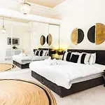 Tranquil Sneyd Park Escape With Garden Views By Mycityhaven בריסטול