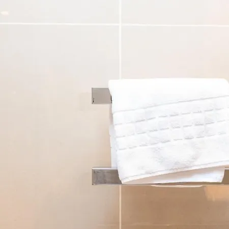 Tranquil Sneyd Park Escape With Garden Views By Mycityhaven Appartement *