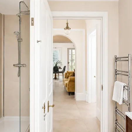 Tranquil Sneyd Park Escape With Garden Views By Mycityhaven *