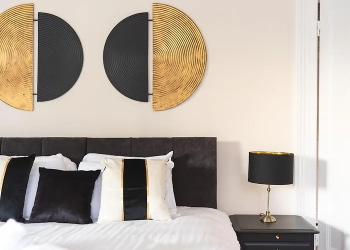 Tranquil Sneyd Park Escape With Garden Views By Mycityhaven * Bristol