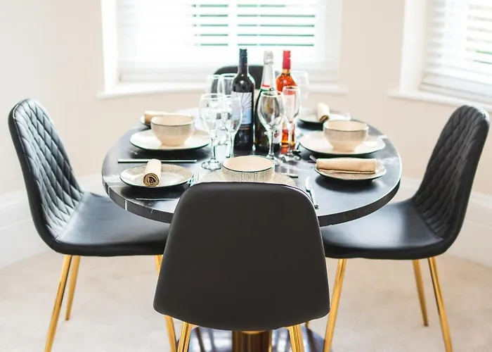 Tranquil Sneyd Park Escape With Garden Views By Mycityhaven Lejlighed