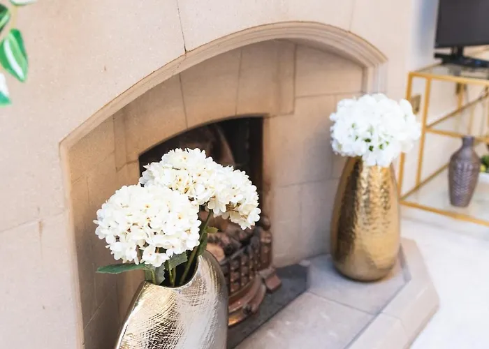 Апартаменты Tranquil Sneyd Park Escape With Garden Views By Mycityhaven *