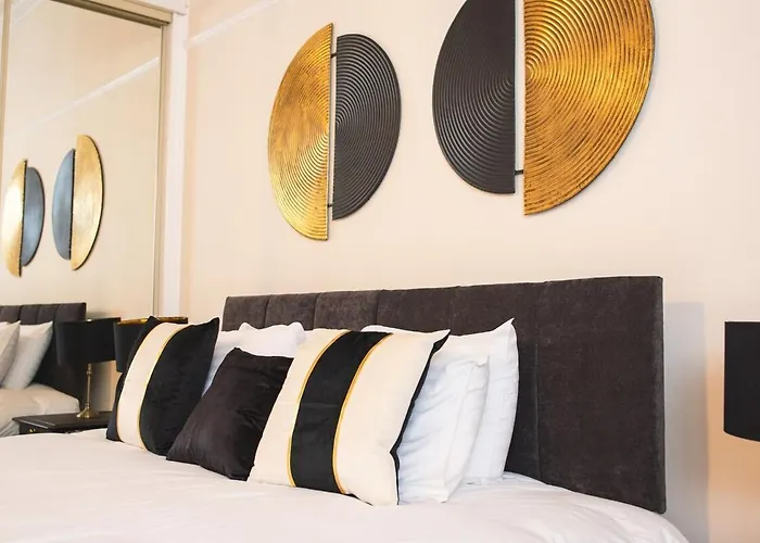 Tranquil Sneyd Park Escape With Garden Views By Mycityhaven Бристоль