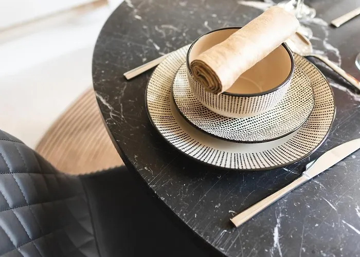 Апартаменты Tranquil Sneyd Park Escape With Garden Views By Mycityhaven Бристоль