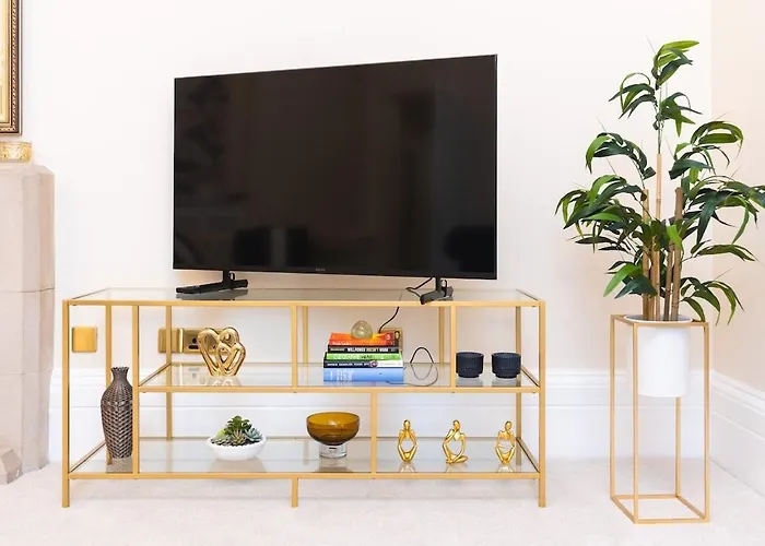 Tranquil Sneyd Park Escape With Garden Views By Mycityhaven Bristol