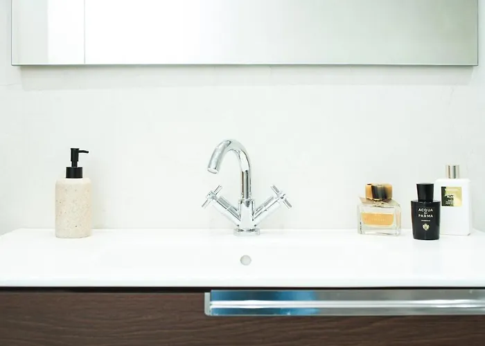 Апартаменты Tranquil Sneyd Park Escape With Garden Views By Mycityhaven