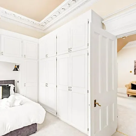 Tranquil Sneyd Park Escape With Garden Views By Mycityhaven Apartman Bristol