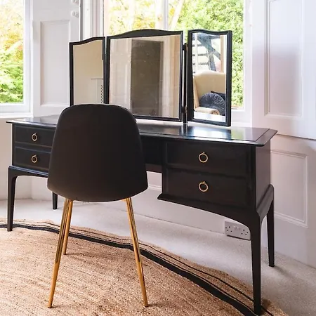 Tranquil Sneyd Park Escape With Garden Views By Mycityhaven Бристоль