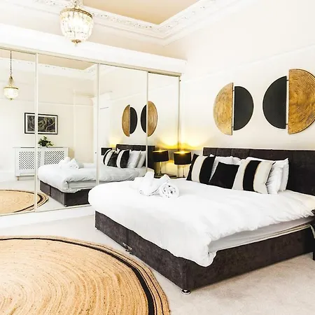 Tranquil Sneyd Park Escape With Garden Views By Mycityhaven Bristol