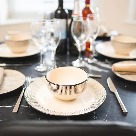 Apartman Tranquil Sneyd Park Escape With Garden Views By Mycityhaven Bristol