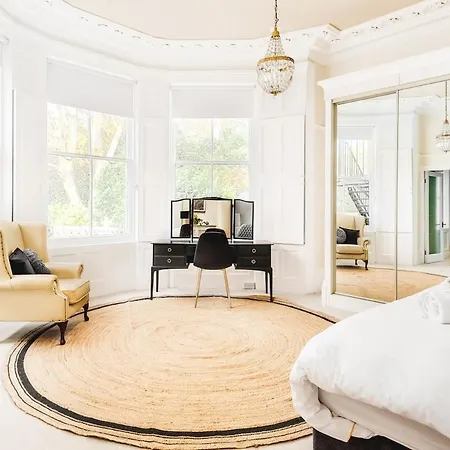 Apartman Tranquil Sneyd Park Escape With Garden Views By Mycityhaven